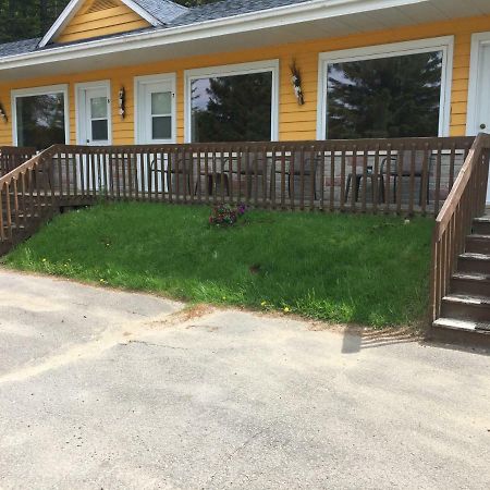 Motel 149 Mont-Tremblant Kültér fotó